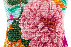 Набір для вишивання декоративної подушки Чарівниця Чайна троянда 40×40 см V-44