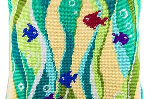 Набір для вишивання декоративної подушки Чарівниця Рибки у водоростях 40×40 см V-101