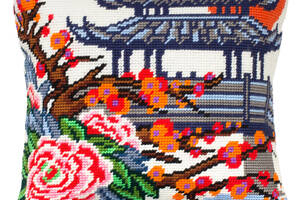 Набір для вишивання декоративної подушки Чарівниця Японський сад 40×40 см V-334
