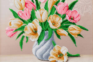 Набір для вишивки бісером 'Ніжні тюльпани' весняні квіти, букет, первоцвіти, часткова викладка, 35x35 см