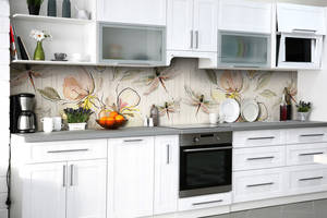 Наклейка на скинали Zatarga на кухню «Белая стрекоза любви» 600х2500 мм виниловая 3Д наклейка кухонный фартук