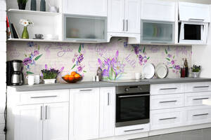 Наклейка на скинали Zatarga на кухню «Пурпурные первоцветы» 600х2500 мм виниловая 3Д наклейка кухонный фартук
