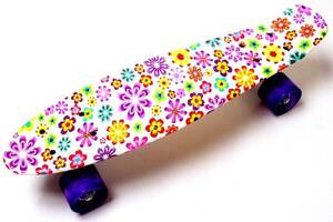 Подростковый пенниборд с ярким принтом и подсветкой всех колес (Pennyboard) 'Violet Flowers'