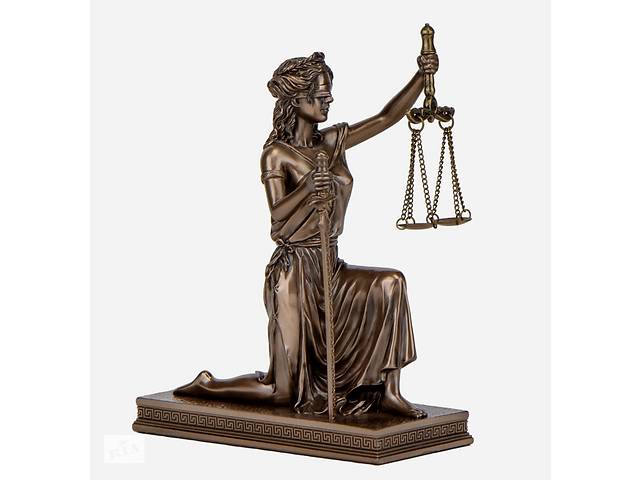 Статуэтка настольная Veronese Богиня правосудия Фемида 17х13х8 см 78052A1 Купи уже сегодня!