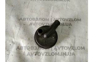 Клапан Volkswagen Golf IV 1998-2002 028129101E