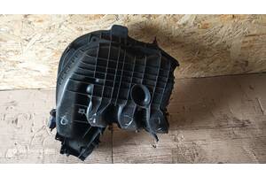 Колектор впускной Chrysler Town and Country 3.6 V6 2008-2020 рр 05184693AE