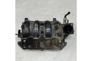 колектор впускний Volkswagen golf 4 AZD 036129711DE