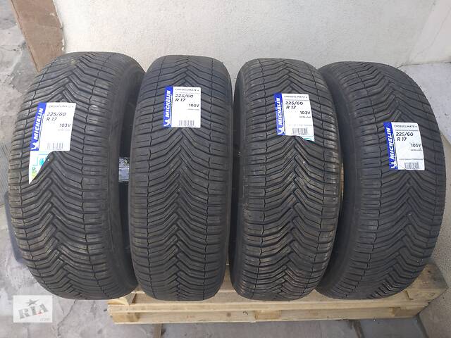 Комплект новых шин Michelin CrossClimat plus 225*60*17