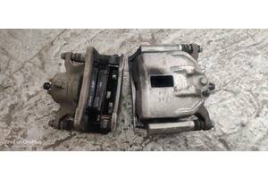 Комплект супортів гальмівних Honda Civic 5D 2007-2013 (FK) (перед) + торм.