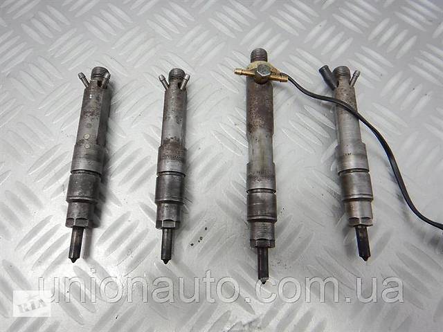 Комплект Зловмисники Audi A4, Vw Golf, Bora 028130201S