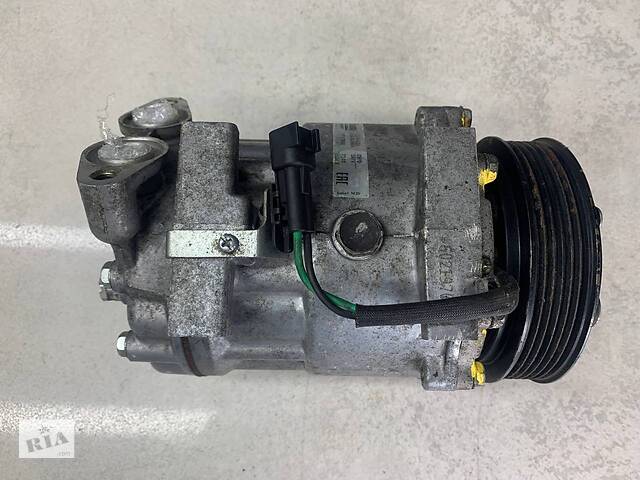 Компрессор кондиционера для Ford C-Max 1.6 TDCi 2007-2010 - Фото 8
