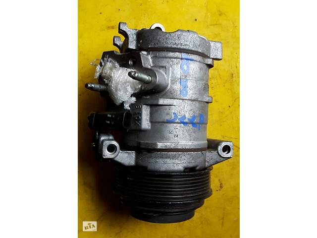 Компресор кондиціонера Jeep Grand Cherokee 4472205602