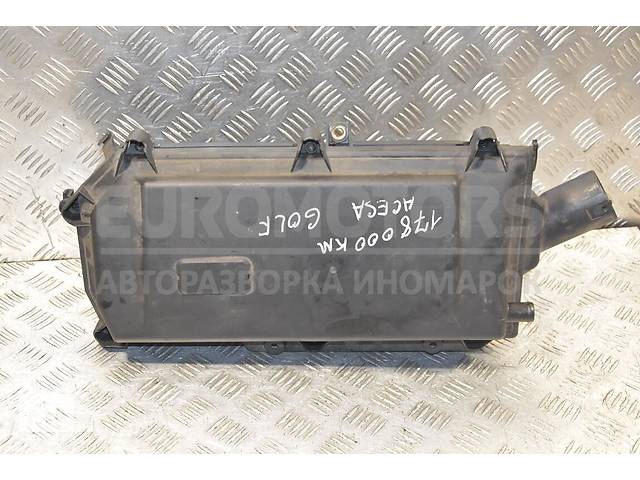 Корпус воздушного фильтра VW Golf 1.6 16V (IV) 1997-2003 03612961