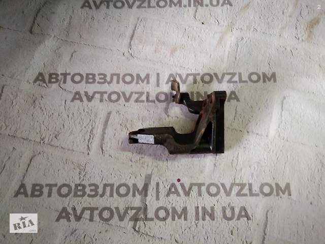 Кронштейн для Lexus RX330 2003-2009