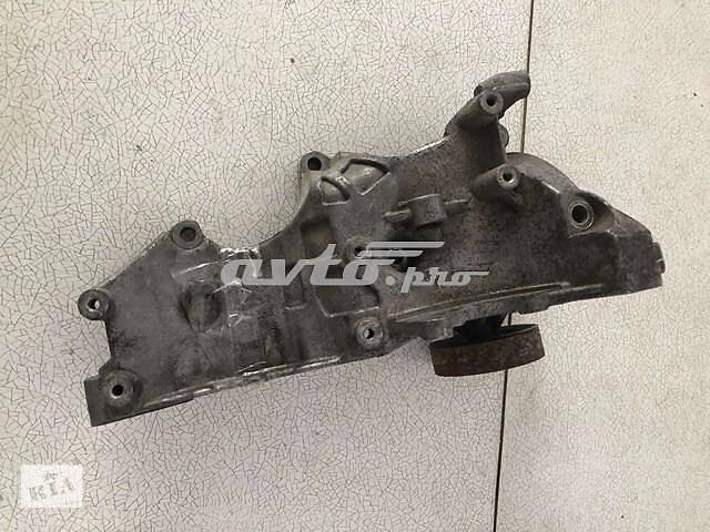 Кронштейн генератора Audi A4 (B6) 2000-2004 1.8 T 06D903143C