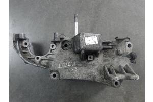 Кронштейн/крепление/лапа двигателя правая Fiat 1.3 Multijet 2005-2015г. 55208369