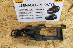 Кронштейн омывателя фары левый Renault Laguna 3 11-15г. (Рено Лагуна III рестайл)