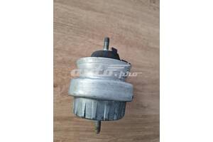 Кронштейн подушка двигателя audi a6 c6 4f0199379c