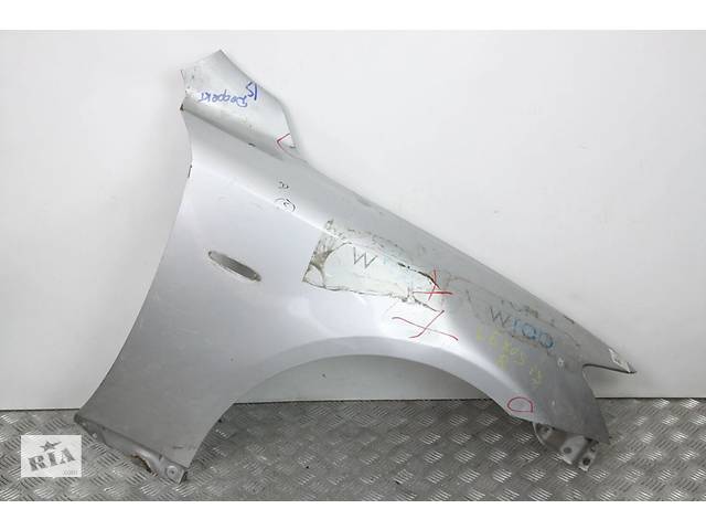 Крыло переднее правое Lexus IS (XE20) 2005-2012 5380153050 (12709)