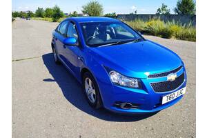 Крило переднє праве під повторювач Chevrolet Cruze 09-20