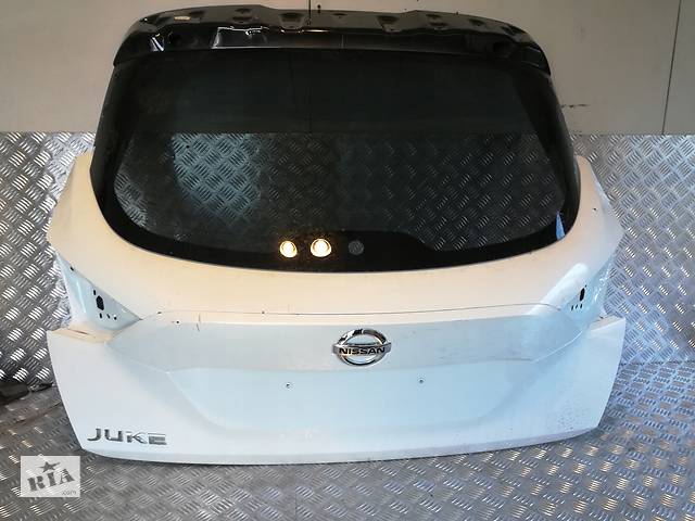 Крышка багажника для Nissan Juke F15 2010-2021