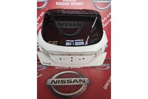 Оригинал!!! Гарантия!!!! Крышка багажника/крышка со стеклом Nissan Juke f16 2020г.
