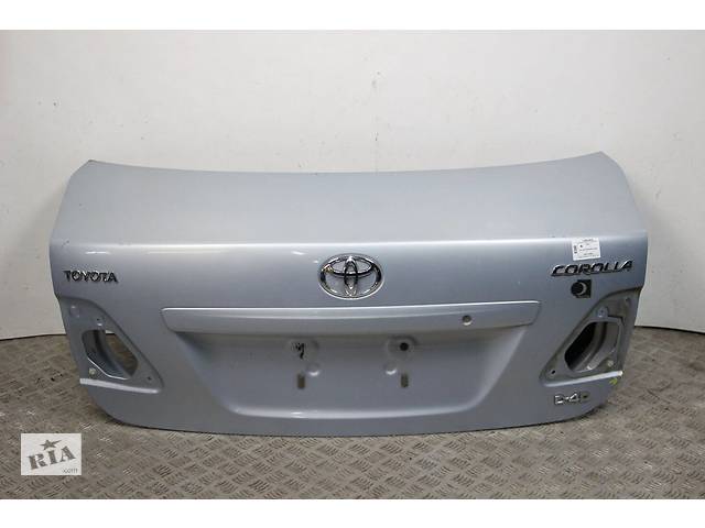 Крышка багажника седан Toyota Corolla E15 2007-2013 6440112B30 (6300)