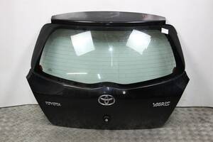 Крышка багажника Toyota Yaris 2005-2011 67005-52730 (13649)
