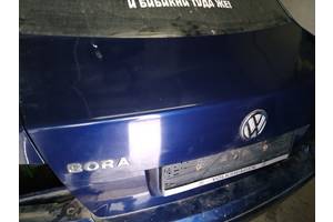 Крышка багажника VW Bora 1,6 1999 год