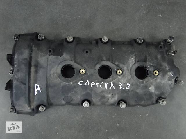 Кришка клапанна права Chevrolet Captiva 3.2 2006-2011р. 12599429 / 12609574