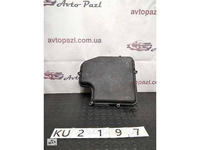 KU2197 801907613A кришка корпуса блока двигуна VAG Passat b5 00-05 40-02-01