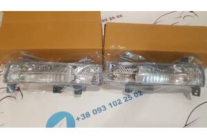 LED поворотник бампера Jeep Compass 17+ 55112721AB 55112721AA 68266927AB 68266927AA