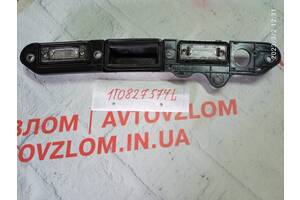 Ліхтар підсвітки номера для Volkswagen Jetta 2005-2010 1T0827574L