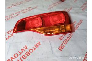 Фонарь задний правый для Audi Q7 2006-2010 4L0945094