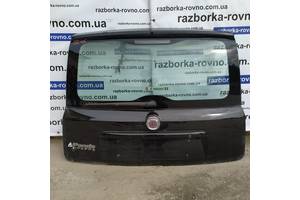 Ляда крышка багажника Fiat Panda II 2003-2012г в сборе