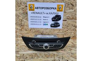 Магнитофон Renault Laguna 3 2007-2015гг. (магнитола Рено Лагуна) 281155676r