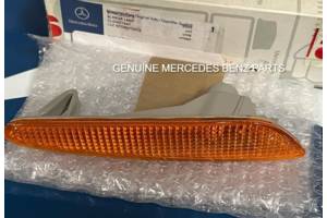 Mercedes E E-Class W211 2002-2006 Поворотник повторитель габарит в передний бампер фонарь Новый Оригинал