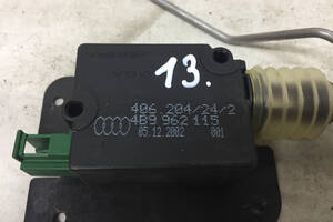 Мотор привод замка багажника Audi A6 C5 4B9962115
