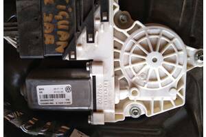 Моторчик стеклоподъемника Volkswagen Tiguan 5N0959703F задний левый