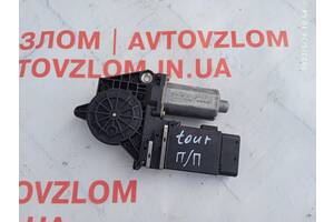 Моторчик стеклоподъемника передний правый для Skoda Octavia 1996-2010 104413-302