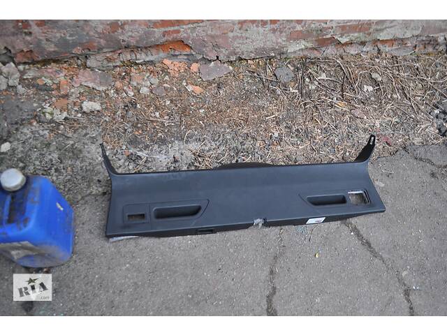 Накладка багажного отвору для BMW X5 51497149636 є тріщинка ЧИТАТИ ОПИС