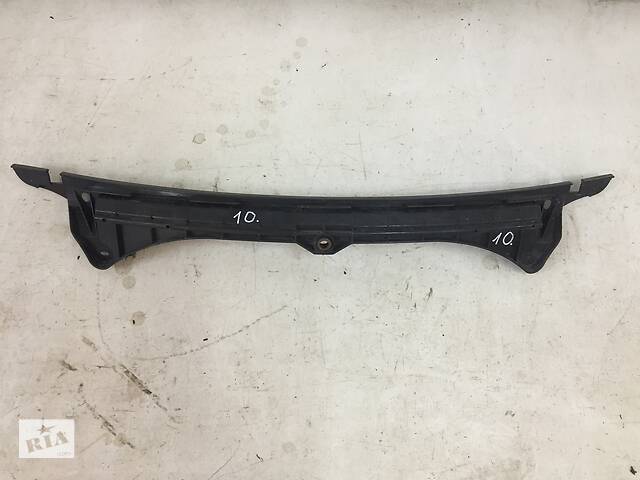 Накладка лобового стекла Жабо SMART FORTWO 02-07 г. 0001722V008