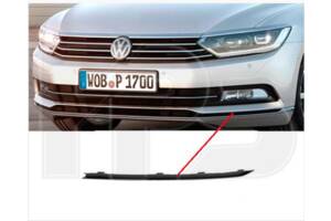 Накладка переднього бампера права Volkswagen Passat B8 EUR 2015-2019