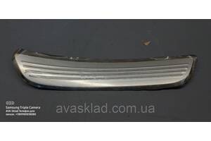 Накладка порога mercedes w213 оригинал 2056800635 MERCEDES