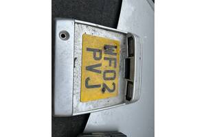 Накладка рамка под номер для Mitsubishi Pajero Wagon 2000-2005 MR387983