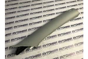 Накладка середньої стійки права VW Passat B6 SN 2005-2010 3C0867234G