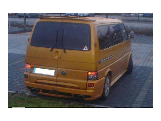 Накладка задней двери Volkswagen T4 (DT09094)