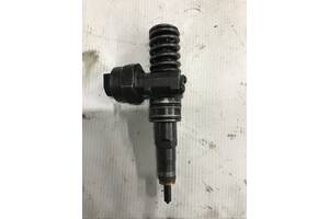 Насос форсунка F_J Audi VW Golf 4 Passat b5 Seat 1.9 TDI 038130073F_ 0414720007+