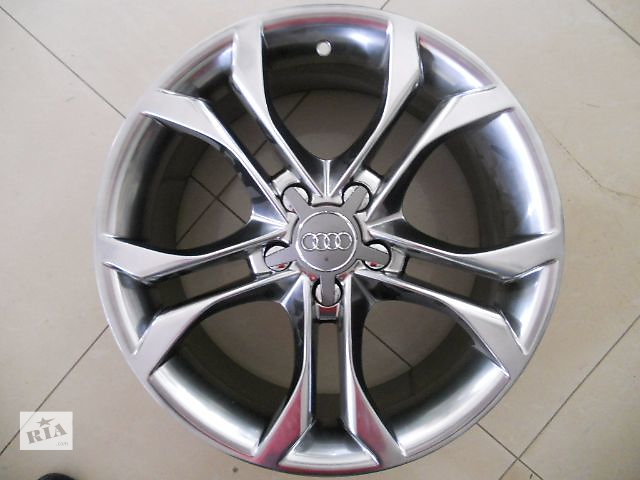 Цена за диск. Новые R18 5x112 диски на Audi A-6-7-8 Оригинальные диски, Германия