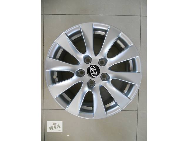 Новые 16 * 5x114. 3Оригинальные литые диски на HYUNDAI Azera